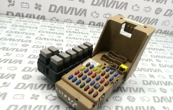 Subaru Outback Fuse box set 82201AG032