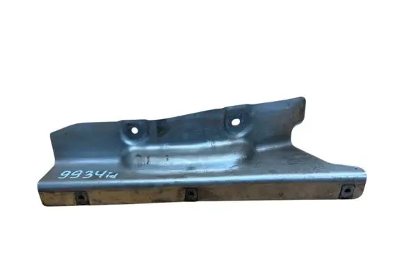 BMW 3 F30 F35 F31 Heat shield in engine bay 51487202854 7202854 24640010