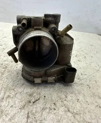 Skoda Fabia Mk2 (5J) Throttle valve 04a133062d