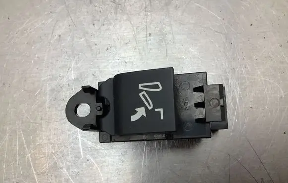 Land Rover Discovery 4 - LR4 Seat control switch FK7214B705AA 15W442