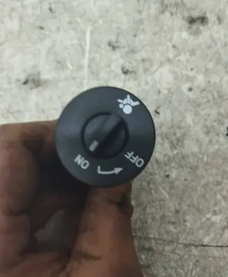 Renault Scenic II - Grand scenic II Passenger airbag on/off switch 8200169589 23170168
