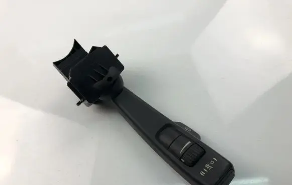 Volvo V50 Indicator stalk 17D770