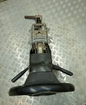 Skoda Octavia Mk2 (1Z) Steering wheel axle 549093