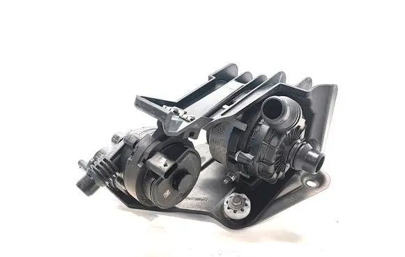 BMW 4 G22 G23 G24 G26 Electric auxiliary coolant/water pump 9896408