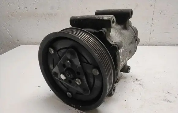Nissan NV200 Air conditioning (A/C) compressor (pump) SD6V12 R134A 02453208261