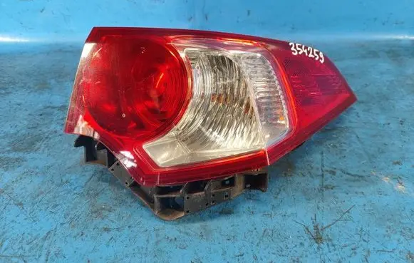 Honda Accord Boot/trunk interior light 33500TL0A11