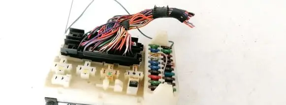 Ford Mondeo MK I Fuse box set 93BG14K150AD 93BG-14K150-AD