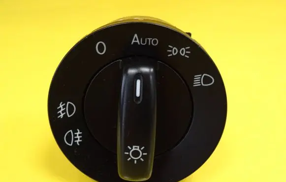 Volkswagen Golf Plus Light switch 1K0941431AS