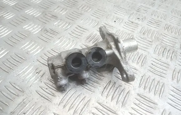 Citroen C3 Picasso Master brake cylinder