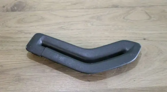 Volvo V50 Seat belt trim 31250173