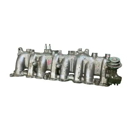 Toyota Hilux (AN10, AN20, AN30) Intake manifold