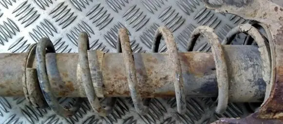 Opel Vectra B Rear coil spring