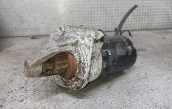 Ford Focus Starter motor 0001107417