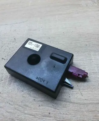 BMW 3 F30 F35 F31 Aerial antenna amplifier BU923091104 10859410