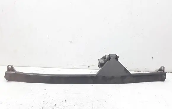 Volvo XC90 Engine mounting bracket