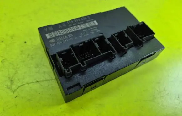 Volkswagen Touran I Comfort/convenience module 1K0959433C 05450800 5DK00858315