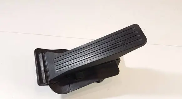 Mazda CX-5 II Accelerator throttle pedal GHK341600G