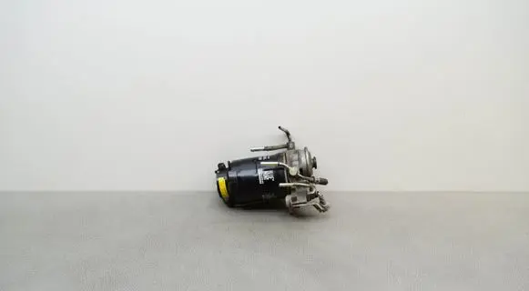 Toyota Corolla E160 E170 Fuel filter 233000R093