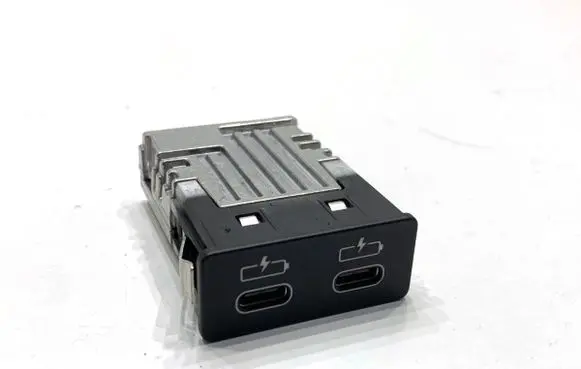 Mini Clubman F54 USB socket connector 8711938