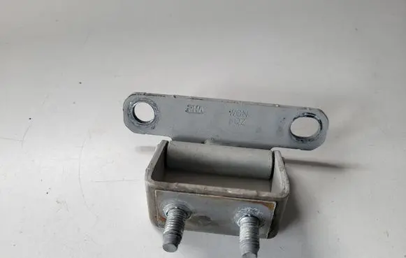 KIA Sportage Tailgate/trunk/boot hinge