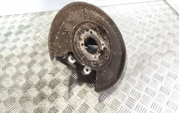 BMW 5 E60 E61 Rear wheel hub