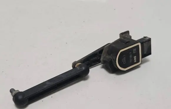 BMW X5M E70 Air suspension front height level sensor 6785206 6776549