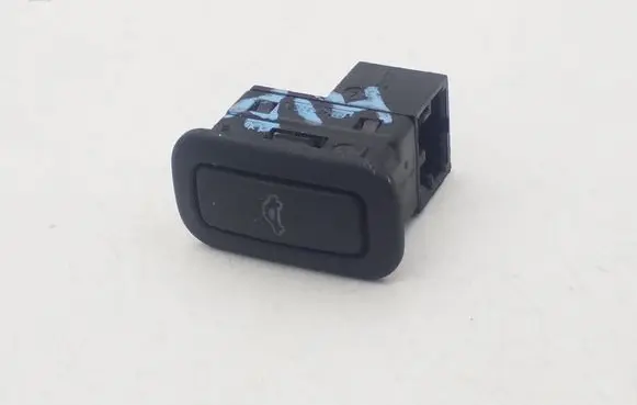 Volkswagen Tiguan Alarm switch 6Q0962109A