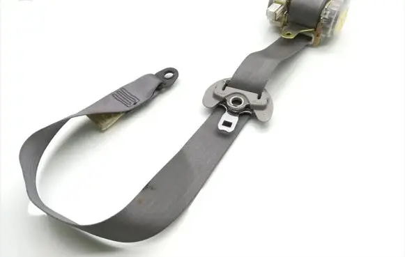 Toyota Prius (XW20) Front seatbelt 7L8230-P