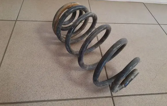 Opel Insignia A Rear coil spring