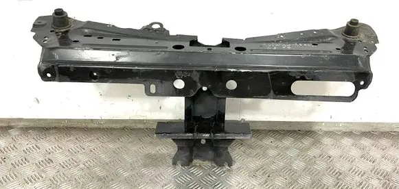 Renault Twingo II Radiator support slam panel