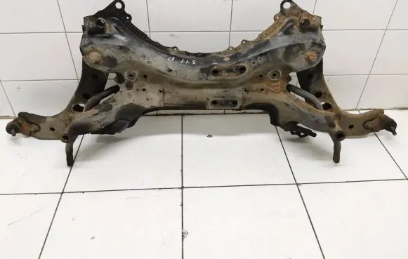 Toyota RAV 4 (XA30) Front subframe