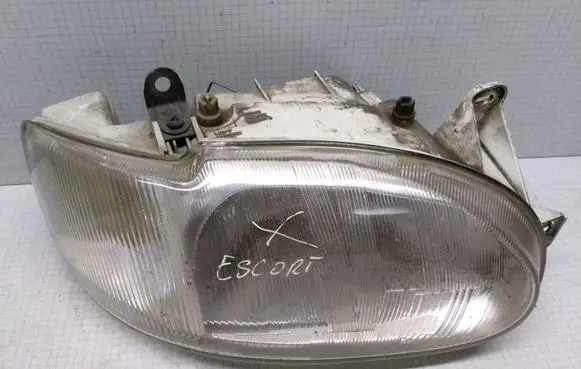 Ford Escort Headlight/headlamp