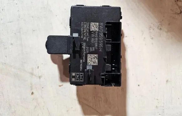 Audi A5 Sportback 8TA Door control unit/module 8W0959595H 8W0959595F A2C7486961700