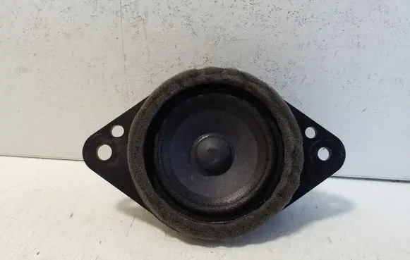 Toyota bZ4X Panel speaker 8616028830