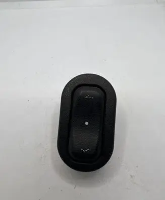 Audi A4 S4 B5 8D Electric window control switch 90561388 13363100