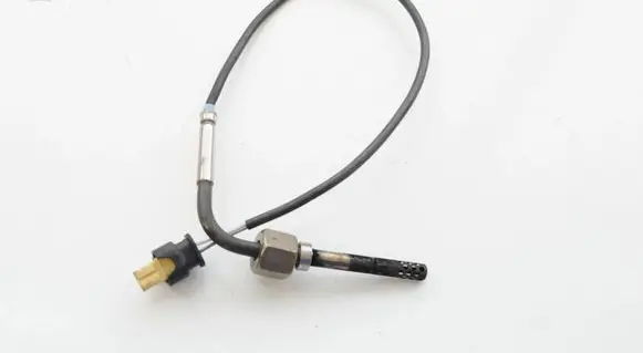 Mercedes-Benz C W204 Oil temperature sensor A0071537528