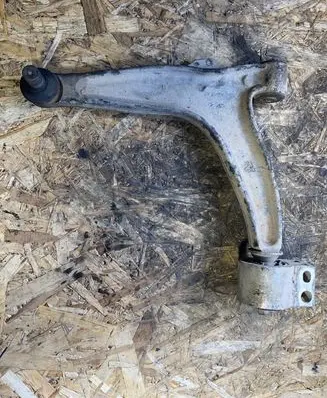Opel Vectra C Front lower control arm/wishbone 024413015