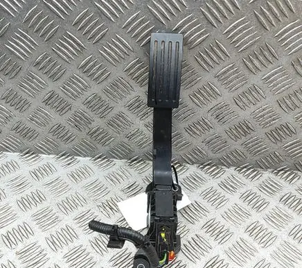 Ford Mustang Mach-E Accelerator throttle pedal LJ9C9F836AB 6PV014499