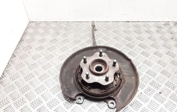 Nissan X-Trail T31 Rear wheel hub