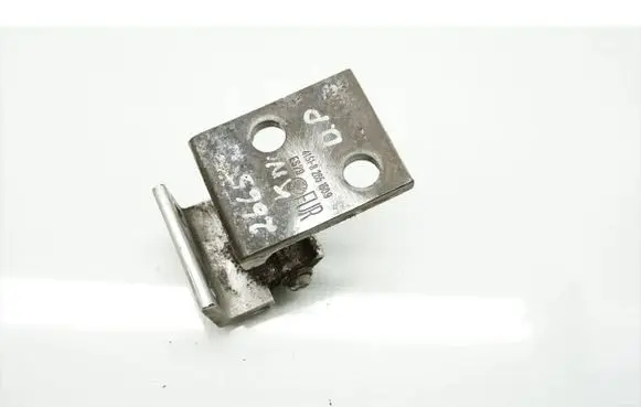 BMW X5 E53 Front door upper hinge 8265150