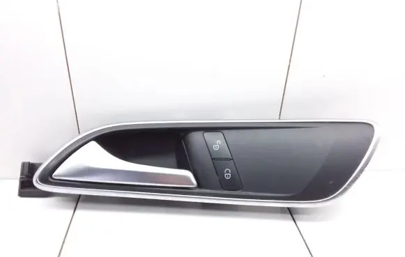 Mercedes-Benz B W246 W242 Front door interior handle A2467201148 2076427