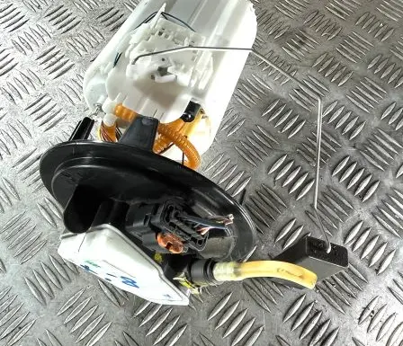 Opel Crossland X In-tank fuel pump 9813573780