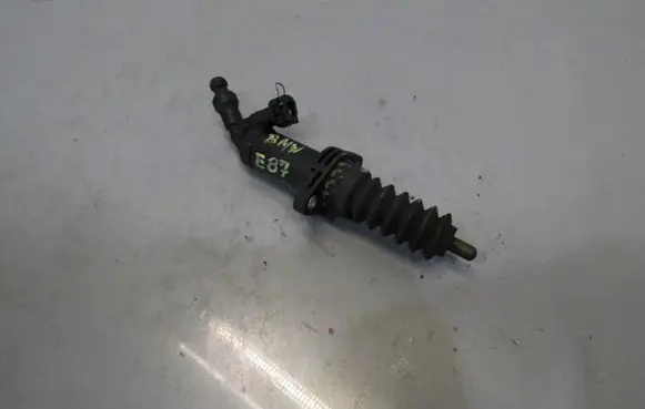 BMW 1 E81 E87 Clutch slave cylinder 6785966