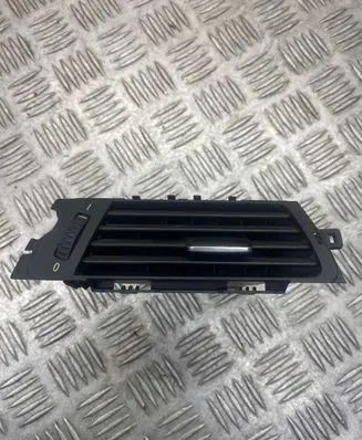 BMW 3 E90 E91 Dashboard side air vent grill/cover trim 9151167 E3222W