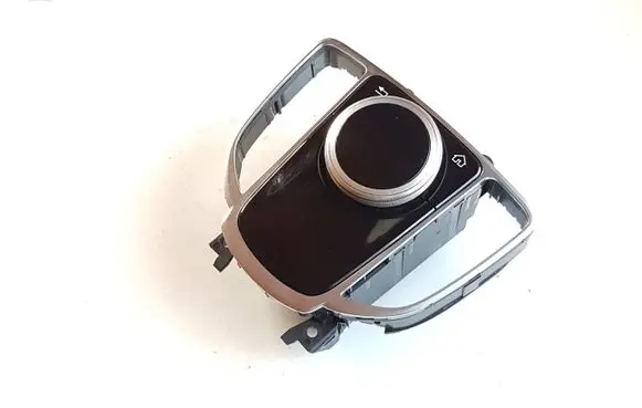 Mercedes-Benz E W213 Head unit multimedia control A2139008510