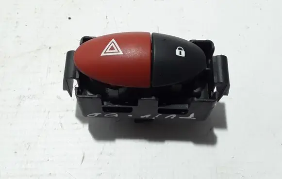 Renault Twingo II Hazard light switch 8200409382