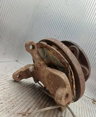 Iveco Daily 35 - 40.10 Front wheel hub