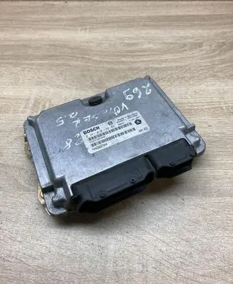 Chrysler Voyager Engine control unit/module ECU P04686870AA 0281010139
