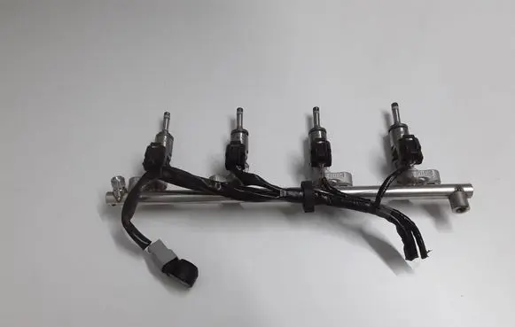 Mazda 3 II Fuel main line pipe PE0113150