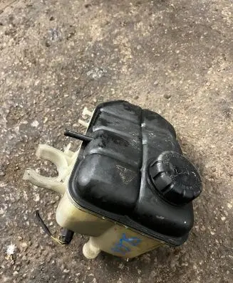 Mercedes-Benz CLC CL203 Coolant expansion tank/reservoir 2035000049